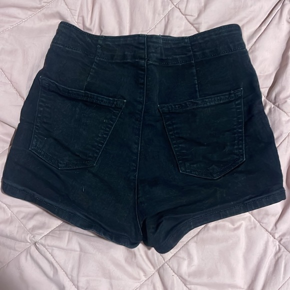 they’re a size 0/25 R:) - Picture 2 of 2